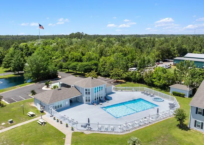 With Pool 5 Miles To Beaches *